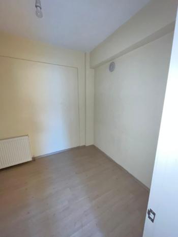 AFYON ÜÇOK EMLAKTAN FATİH MAH 2+ 80M² TEMİZ BAKIMLI KİRALIK DAİRE 