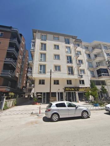 * AFYON ÜÇOK EMLAKTAN ERENLER MAH 2+0 55M² EŞYALI ASANSÖRLÜ KİRALIK DAİRE * 