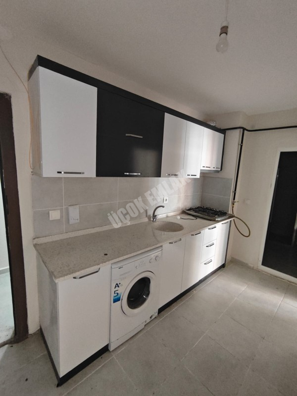 * AFYON ÜÇOK EMLAKTAN ERENLER MAH 2+0 55M² EŞYALI ASANSÖRLÜ KİRALIK DAİRE * 