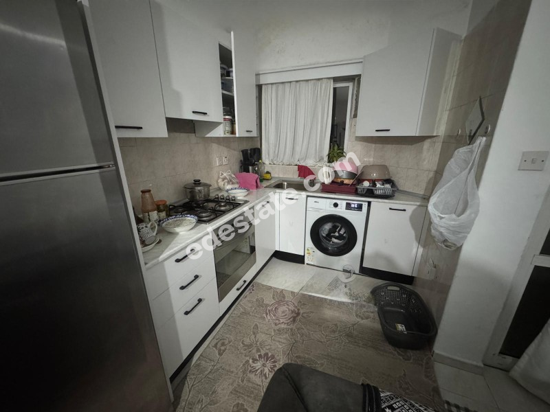 Lefkoşa Gönyeli'de  FULL EŞYALI SATILIK 1+1 DAİRE