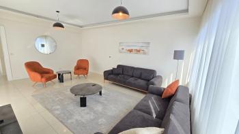 KKTC GİRNE MERKEZ’DE KİRALIK 3+1 DAİRE | LÜKS EŞYALI, DAĞ MANZARALI