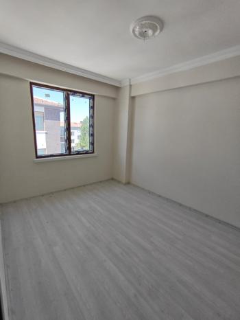 * AFYON ÜÇOK EMLAKTAN MAREŞAL FEVZİ ÇAKMAK MAH 3+1 120M² EBEVEYN BANYOLU SATILIK DAİRE * 