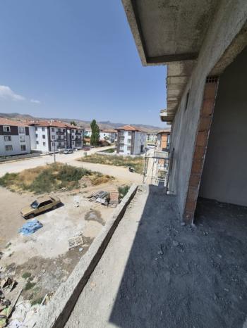 AFYON ÜÇOK EMLAKTAN MAREŞAL DE SATILIK SIFIR TOPRAKTAN 2+1 FIRSAT DAİRELER