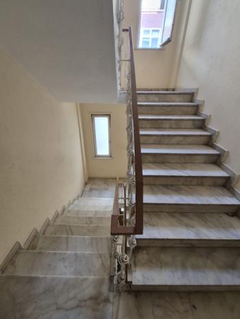 AFYON ÜÇOK EMLAKTAN ESENTEPE MAH KİRALIK 3+1 NEZİH BÖLGEDE 2 KAT ARAKAT DAİRE