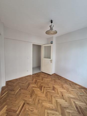 AFYON ÜÇOK EMLAKTAN ESENTEPE MAH KİRALIK 3+1 NEZİH BÖLGEDE 2 KAT ARAKAT DAİRE