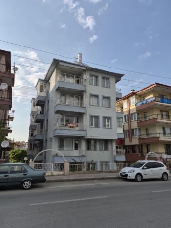 AFYON ÜÇOK EMLAKTAN ESENTEPE MAH KİRALIK 3+1 NEZİH BÖLGEDE 2 KAT ARAKAT DAİRE