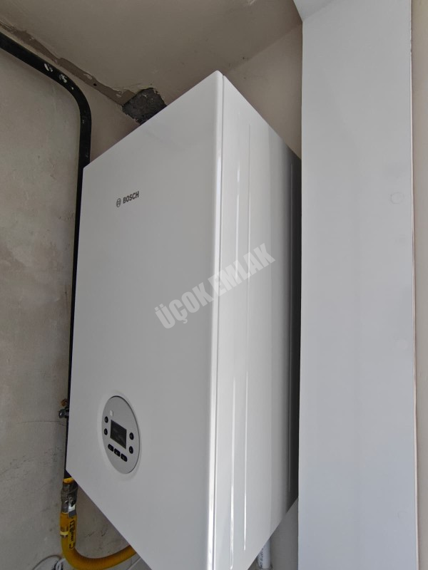 * AFYON ÜÇOK EMLAKTAN MAREŞAL FEVZİ ÇAKMAK MAH 3+1 120M² EBEVEYN BANYOLU SATILIK DAİRE * 