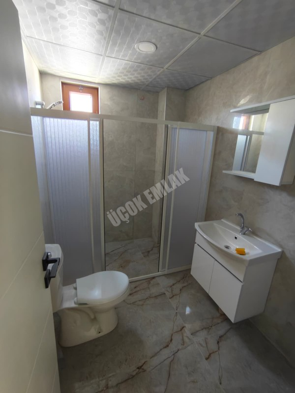 * AFYON ÜÇOK EMLAKTAN MAREŞAL FEVZİ ÇAKMAK MAH 3+1 120M² EBEVEYN BANYOLU SATILIK DAİRE * 