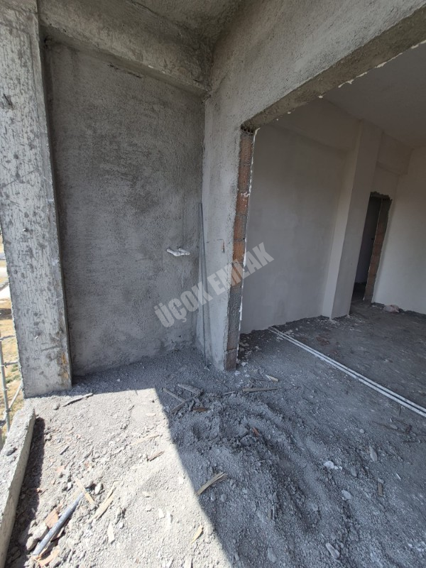 AFYON ÜÇOK EMLAKTAN MAREŞAL DE SATILIK SIFIR TOPRAKTAN 2+1 FIRSAT DAİRELER