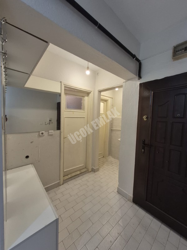 AFYON ÜÇOK EMLAKTAN ESENTEPE MAH KİRALIK 3+1 NEZİH BÖLGEDE 2 KAT ARAKAT DAİRE