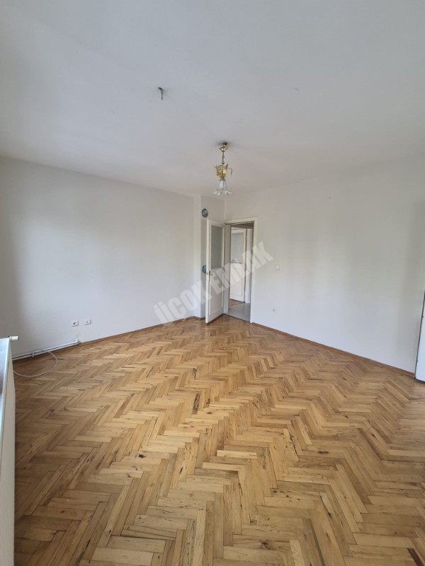 AFYON ÜÇOK EMLAKTAN ESENTEPE MAH KİRALIK 3+1 NEZİH BÖLGEDE 2 KAT ARAKAT DAİRE