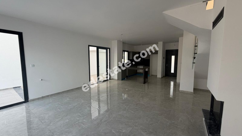 Lefkoşa Gönyeli Bölgesinde SATILIK 3+1 DUBLEKS EV