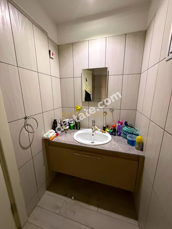 Lefkoşa Küçük Kaymaklı'da Full Eşyalı Satılık 2+1 Daire