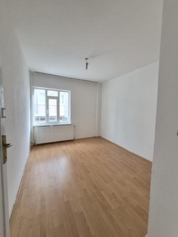 AFYON ÜÇOK EMLAKTAN HARBİŞ KOCATEPE MAH 2+1 80M² TEMİZ BAKIMLI KİRALIK DAİRE