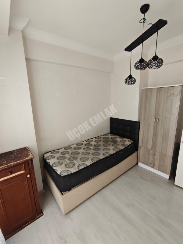 * AFYON ÜÇOK EMLAKTAN ERENLER MAH 1+1 45M² EŞYALI KİRALIK DAİRE *