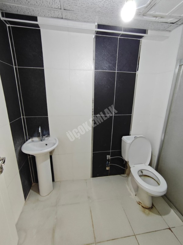 * AFYON ÜÇOK EMLAKTAN ERENLER MAH 1+1 45M² EŞYALI KİRALIK DAİRE *