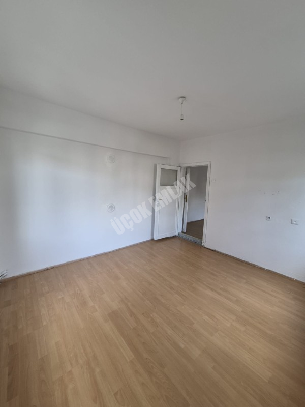 AFYON ÜÇOK EMLAKTAN HARBİŞ KOCATEPE MAH 2+1 80M² TEMİZ BAKIMLI KİRALIK DAİRE
