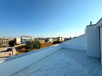 Didim'de Satılık Bitişik Nizamlı Ön Cephe Villa