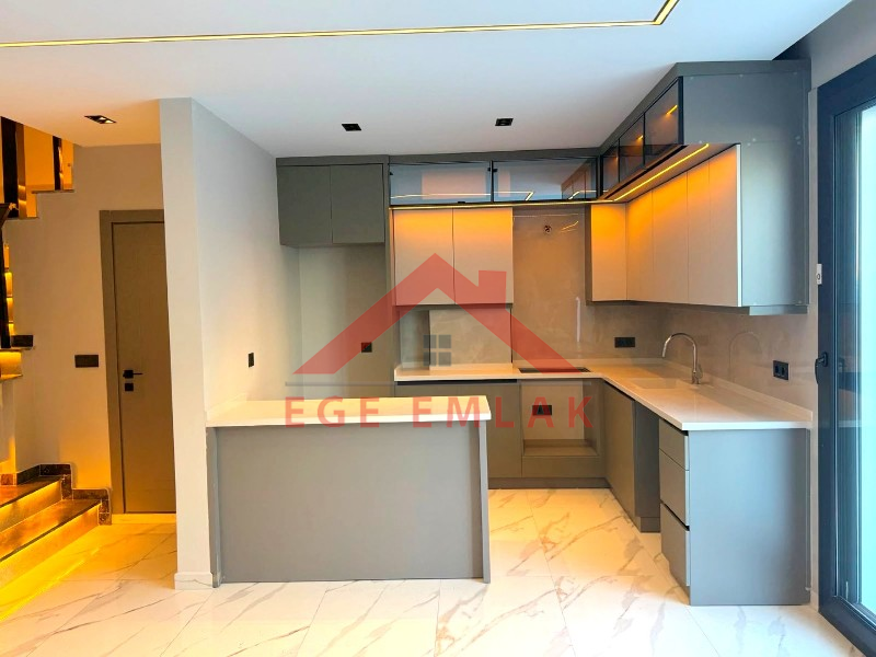Didim'de Satılık Bitişik Nizamlı Ön Cephe Villa