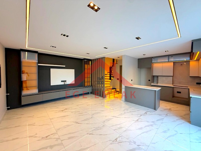 Didim'de Satılık Bitişik Nizamlı Ön Cephe Villa