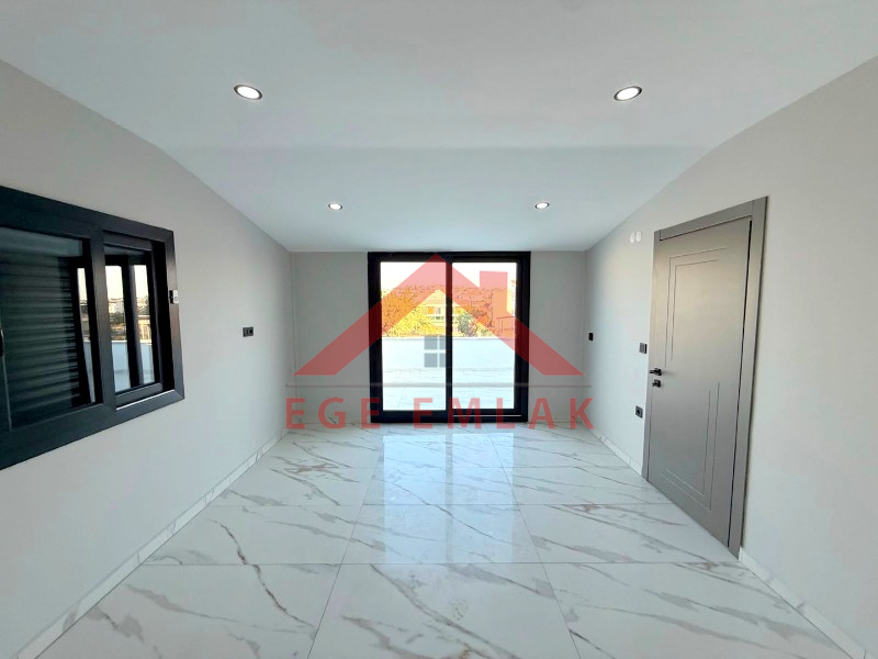 Didim'de Satılık Bitişik Nizamlı Ön Cephe Villa
