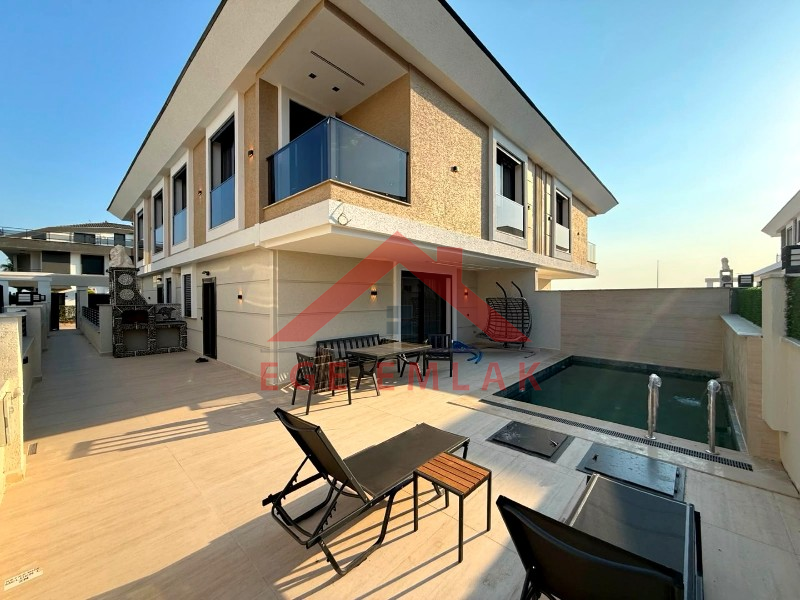 Didim'de Satılık Full Eşyalı 3+1 Villa