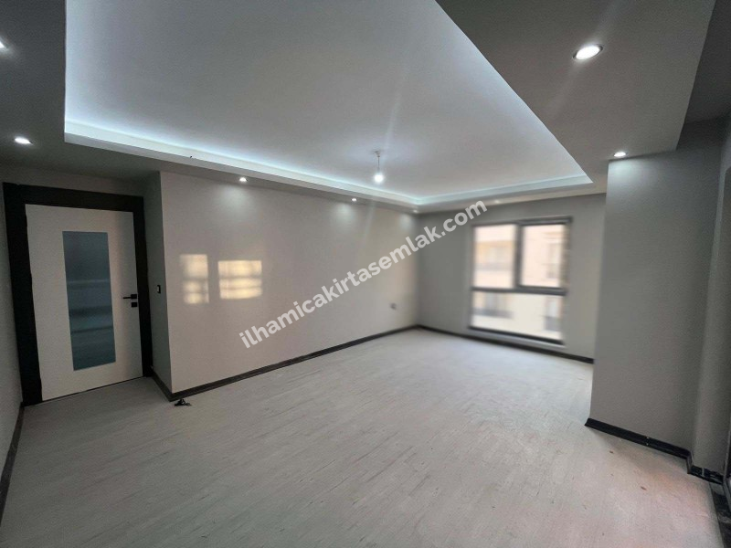 SATILIK GENİŞ 2+1 DAİRE!