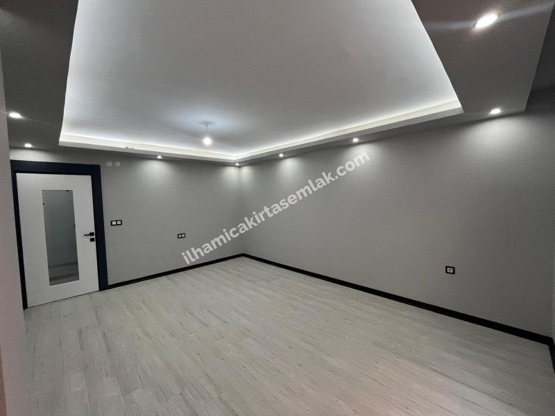 SATILIK 2+1 GENİŞ DAİRE!