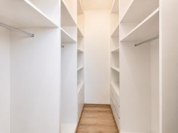 Yeşiltepede Satılık Modern Tasarımlı 3+1 Villa
