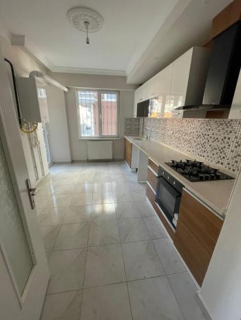 ✭ AFYON ÜÇOK EMLAKTAN MAREŞAL FEVZİ ÇAKMAK MAH 3+1 115M² TEMİZ BAKIMLI SATILIK DAİRE ✭