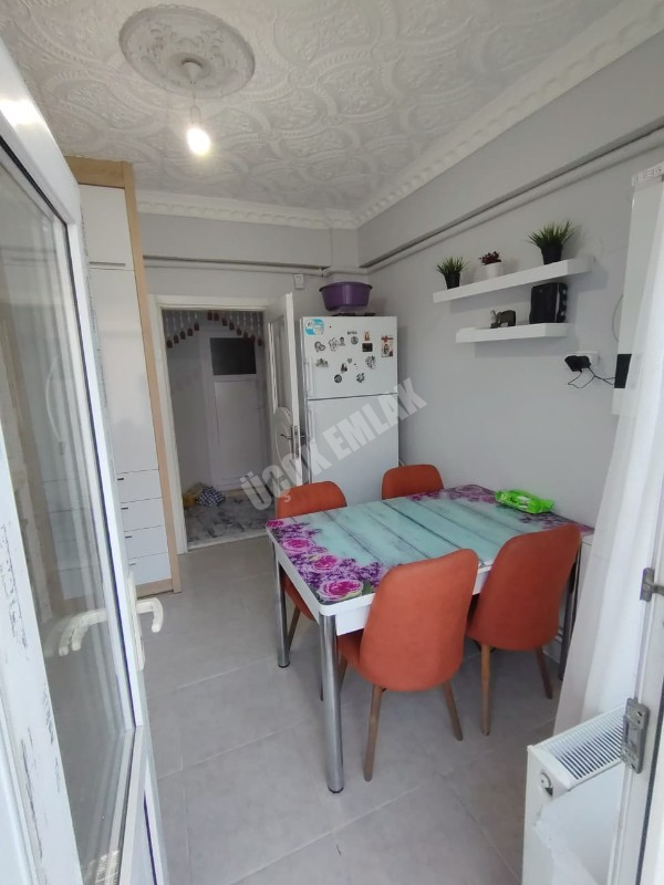 * AFYON ÜÇOK EMLAKTAN HARBİŞ KOCATEPE MAH 3+1 100M² TEMİZ BAKIMLI SATILIK DAİRE *