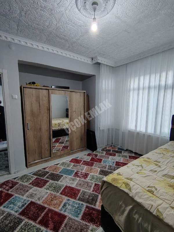 * AFYON ÜÇOK EMLAKTAN HARBİŞ KOCATEPE MAH 3+1 100M² TEMİZ BAKIMLI SATILIK DAİRE *