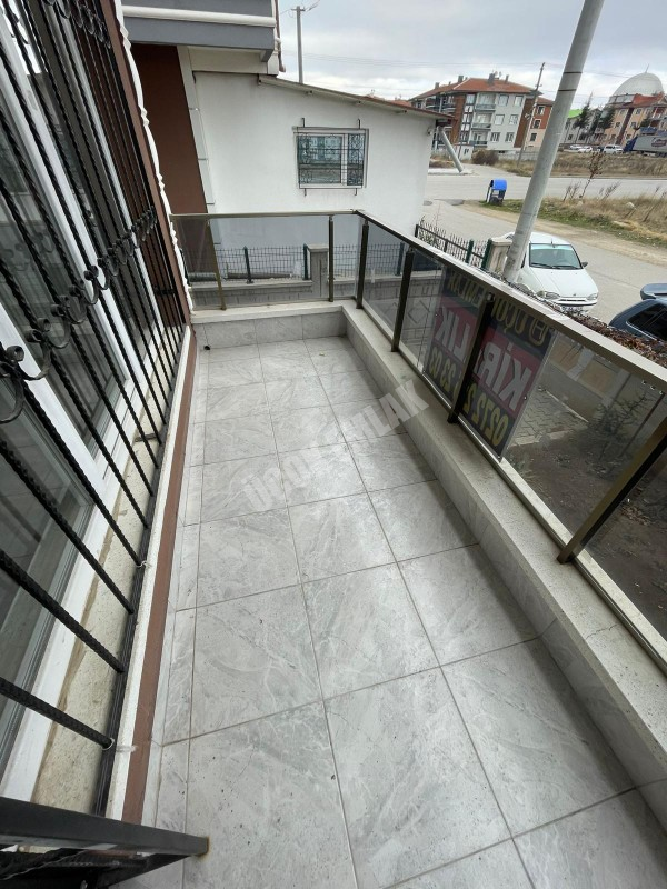 ✭ AFYON ÜÇOK EMLAKTAN MAREŞAL FEVZİ ÇAKMAK MAH 3+1 115M² TEMİZ BAKIMLI SATILIK DAİRE ✭