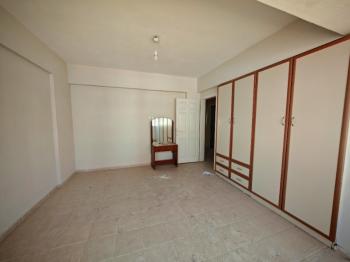 Didim Yeni Mahalle'de Merkezi Konumda Satılık 2+1 Ara Kat Daire