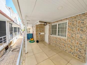 Didim Çamlık Aytepe’de Denize Yakın Eşyalı 3+1 Tripleks Yazlık