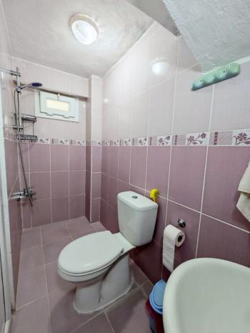 Didim Çamlık Aytepe’de Denize Yakın Eşyalı 3+1 Tripleks Yazlık