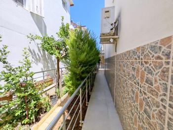 Didim Çamlık Aytepe’de Denize Yakın Eşyalı 3+1 Tripleks Yazlık