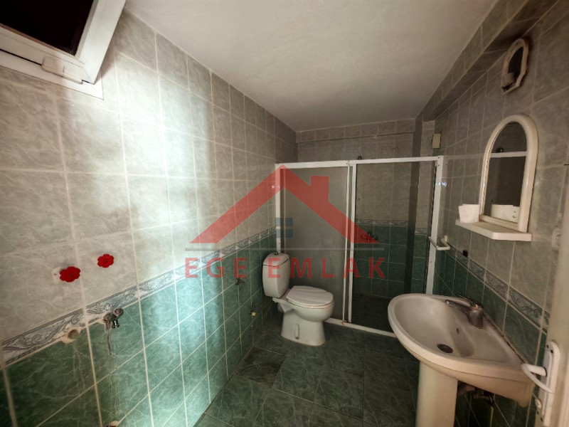 Didim Yeni Mahalle'de Merkezi Konumda Satılık 2+1 Ara Kat Daire