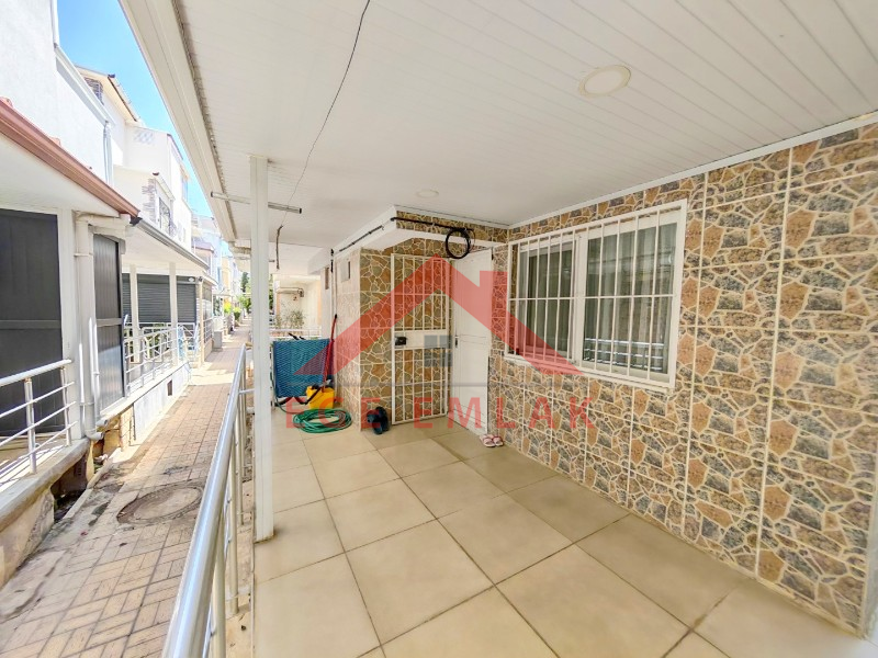 Didim Çamlık Aytepe’de Denize Yakın Eşyalı 3+1 Tripleks Yazlık