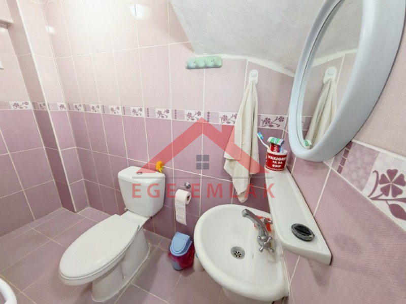 Didim Çamlık Aytepe’de Denize Yakın Eşyalı 3+1 Tripleks Yazlık