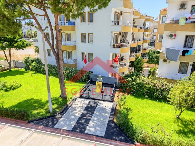Didim Çamlık Aytepe’de Denize Yakın Eşyalı 3+1 Tripleks Yazlık