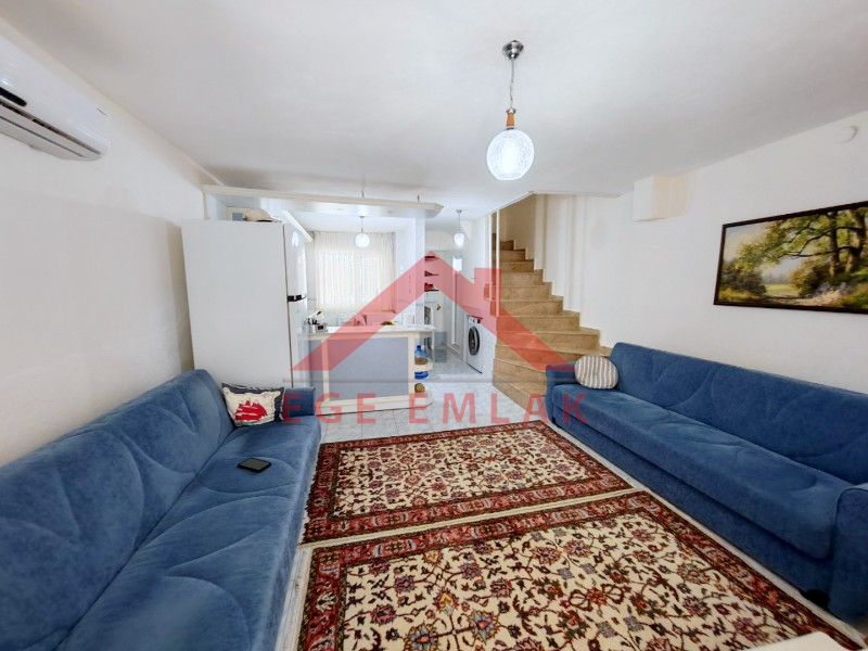 Didim Çamlık Aytepe’de Denize Yakın Eşyalı 3+1 Tripleks Yazlık