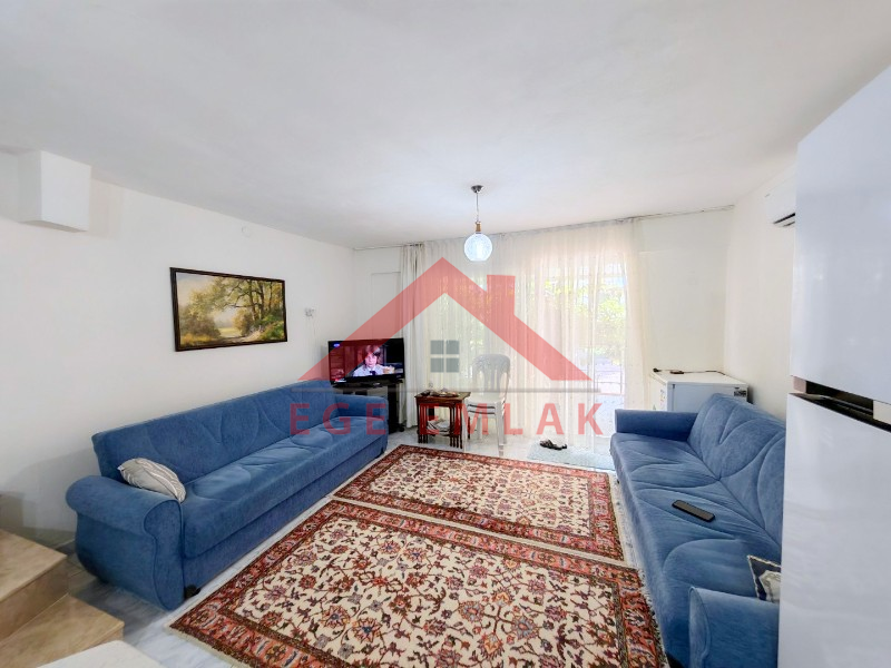Didim Çamlık Aytepe’de Denize Yakın Eşyalı 3+1 Tripleks Yazlık