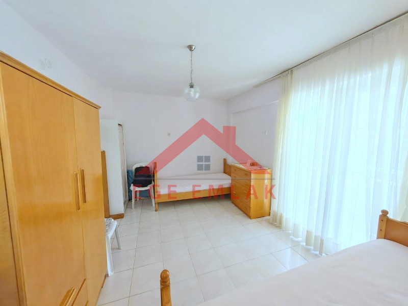 Didim Çamlık Aytepe’de Denize Yakın Eşyalı 3+1 Tripleks Yazlık