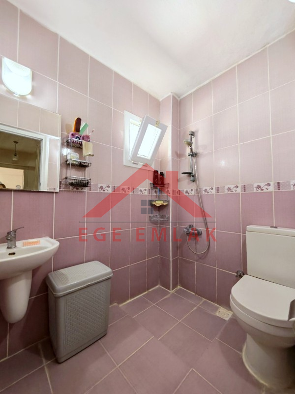 Didim Çamlık Aytepe’de Denize Yakın Eşyalı 3+1 Tripleks Yazlık