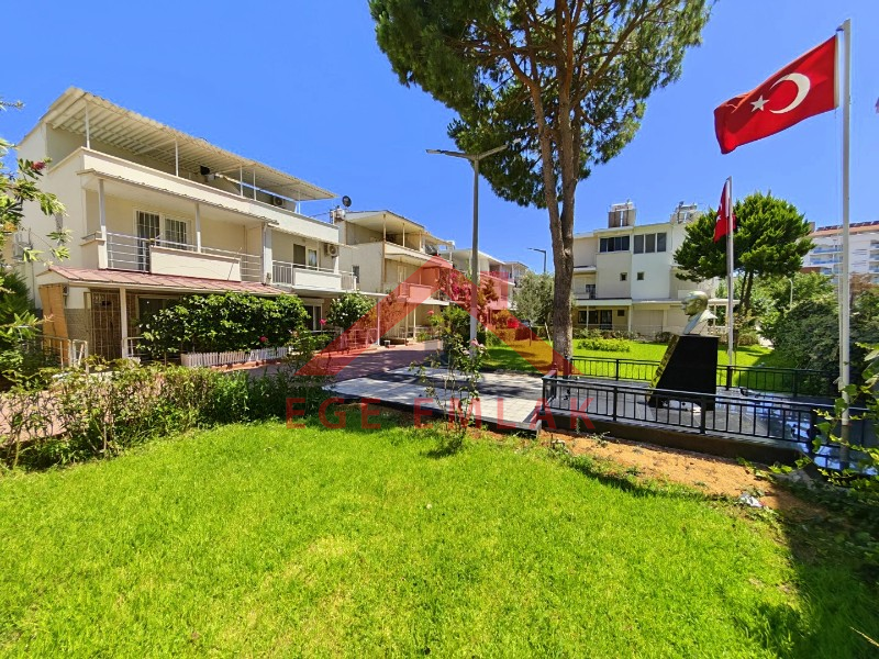 Didim Çamlık Aytepe’de Denize Yakın Eşyalı 3+1 Tripleks Yazlık