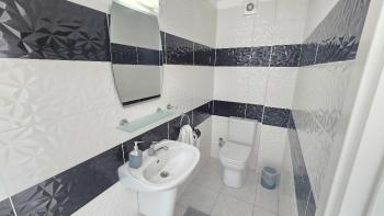 KKTC LEFKOŞA ORTAKÖY'DE 7. KATTA ŞEHİR VE DAĞ MANZARALI 2+1 FULL EŞYALI KİRALIK DAİRE