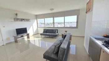 KKTC LEFKOŞA ORTAKÖY'DE 7. KATTA ŞEHİR VE DAĞ MANZARALI 2+1 FULL EŞYALI KİRALIK DAİRE
