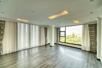 KKTC Girne Çatalköy'de Geniş Bahçeli Ödeme Planlı Satılık 4+1 Havuzlu Lüks Villa
