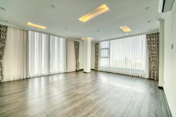 KKTC Girne Çatalköy'de Geniş Bahçeli Ödeme Planlı Satılık 4+1 Havuzlu Lüks Villa